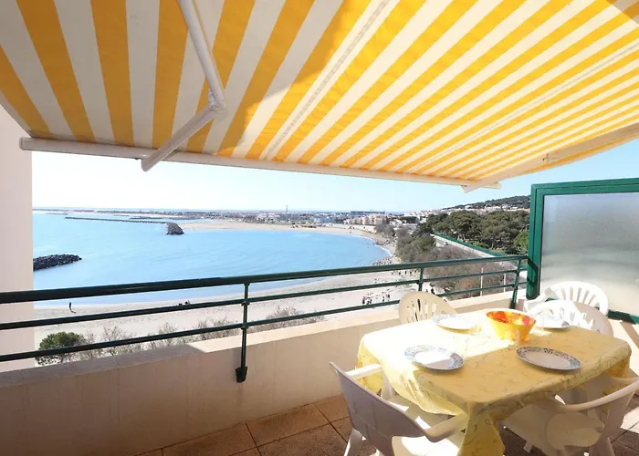 Appartement 2 Pieces Avec Terrasse Face Plage Du Lazaret - 2 Clevacances - Fr-1-472A-157